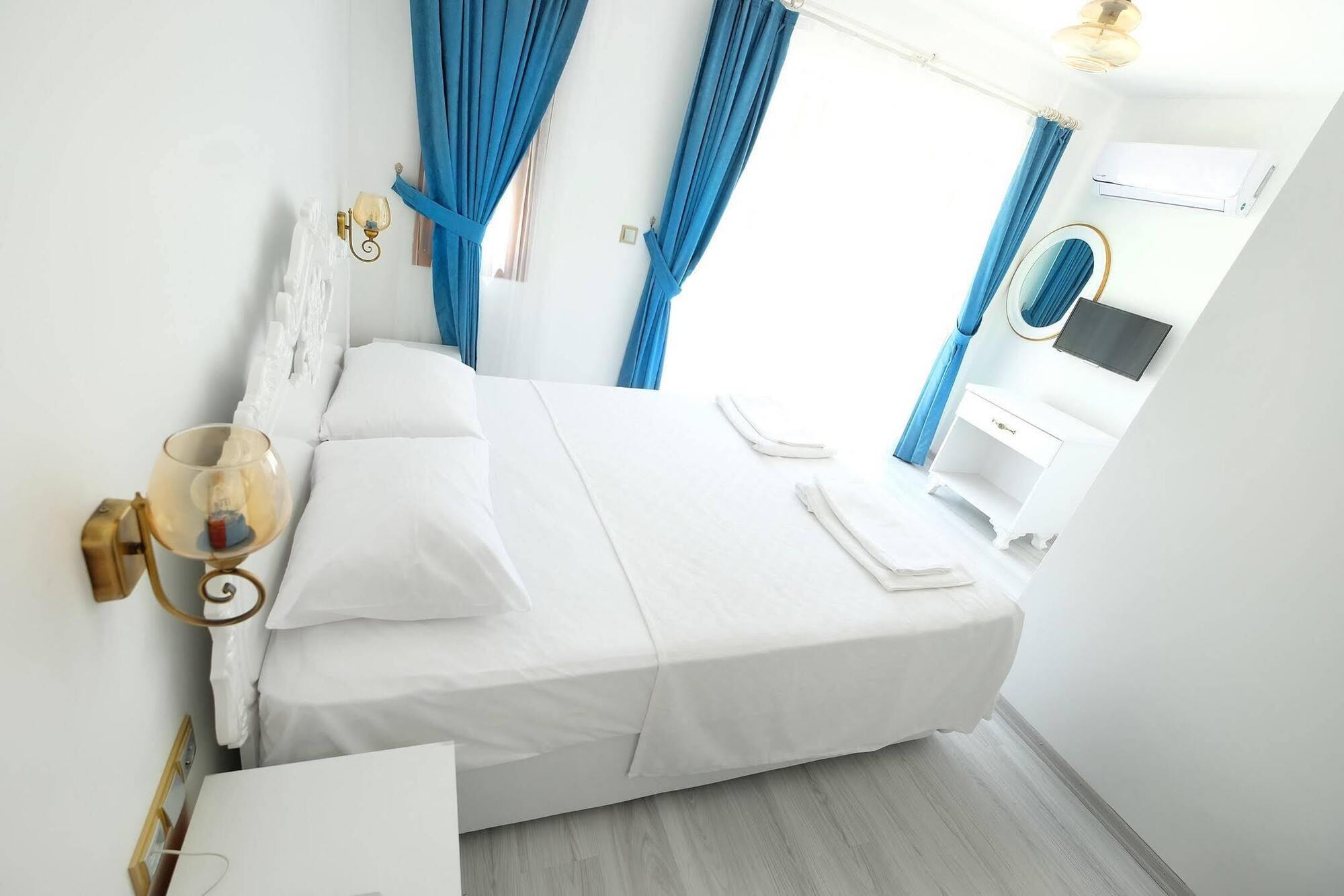 Bugra Alacati (Adults Only) Εξωτερικό φωτογραφία