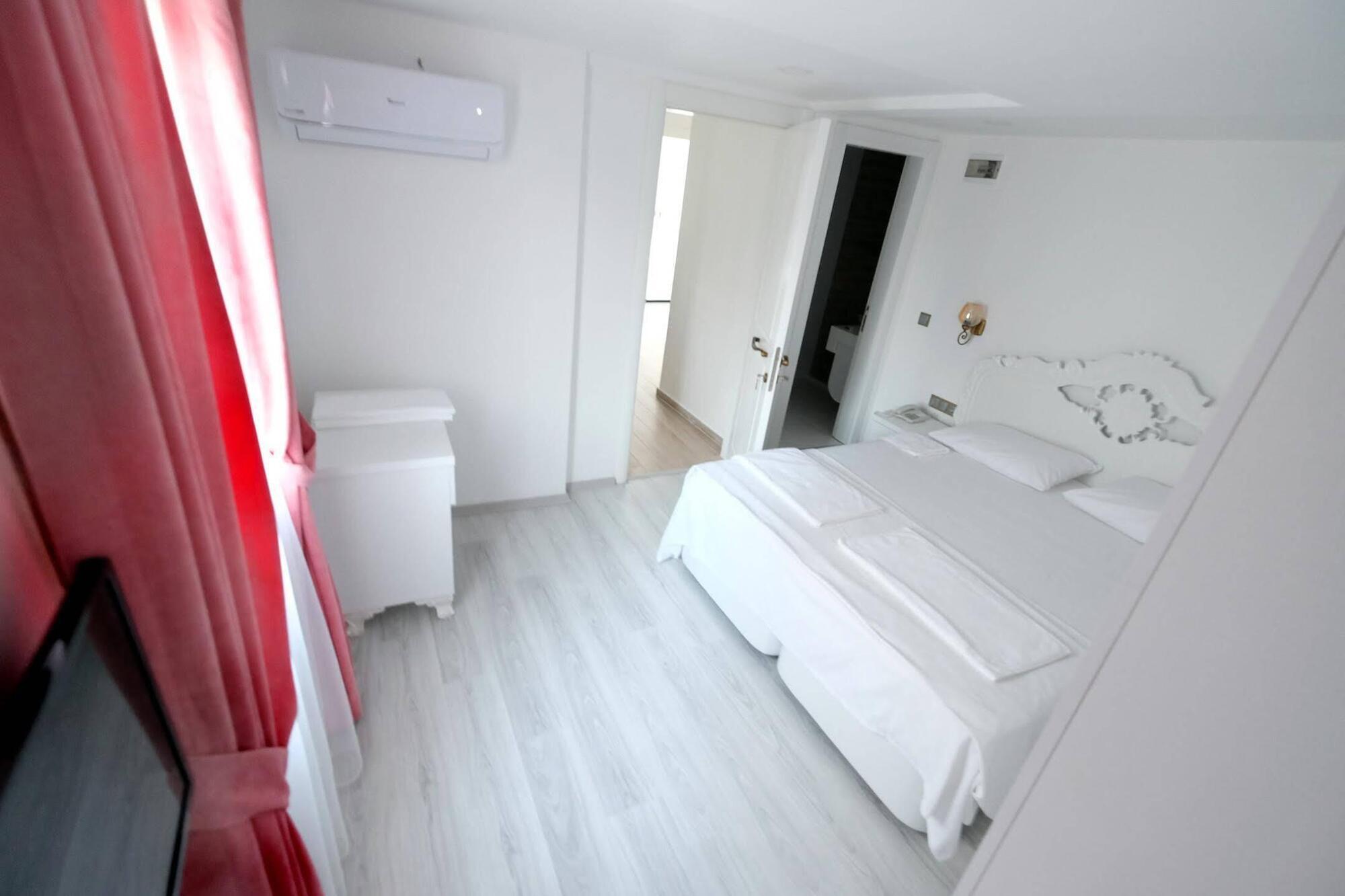 Bugra Alacati (Adults Only) Εξωτερικό φωτογραφία